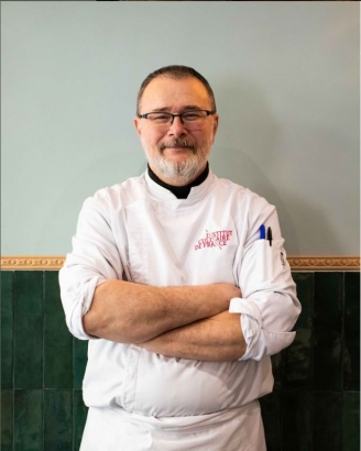 Thierry Beneteau dans son salon de thé  9 Bd Joseph Garnier, 06000 Nice